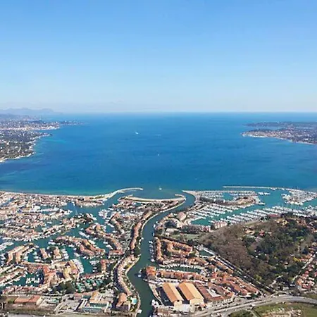 Cosy T2 Au Coeur De Port-grimaud Dans Le Golf De St Tropez Apartamento