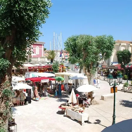 Cosy T2 Au Coeur De Port-grimaud Dans Le Golf De St Tropez